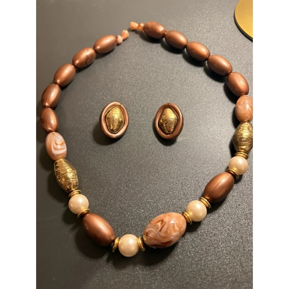 Beautiful Mauve, Pearl, Marble and Gold Tone Beads Necklace w/ Large Clip Ear